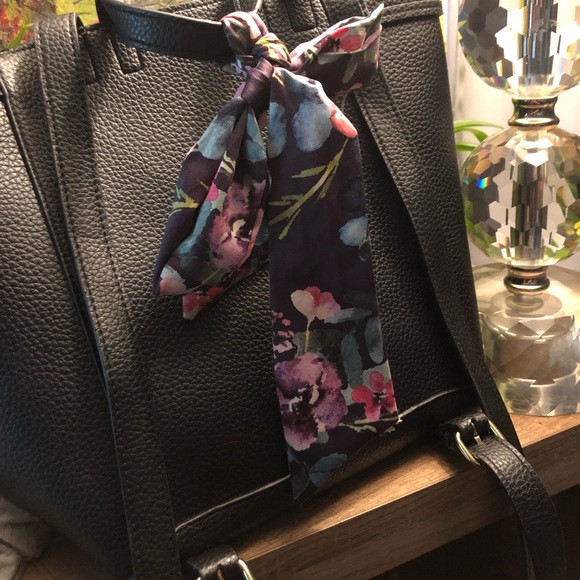 Steve Madden book bag purse - Picture 3 of 8